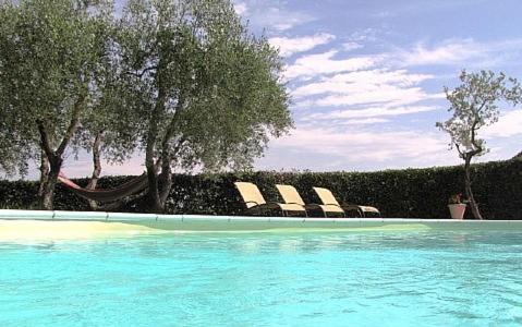 Castelfiorentino Villa Sleeps 10 Pool Wifi