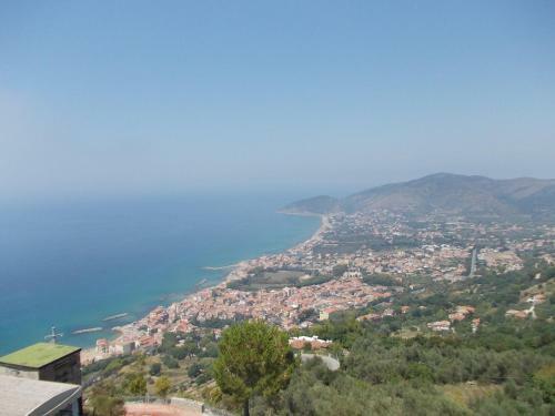 Villa Lauro Luxury B&B