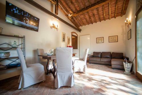 Castellina In Chianti Villa Sleeps 10 Pool Wifi