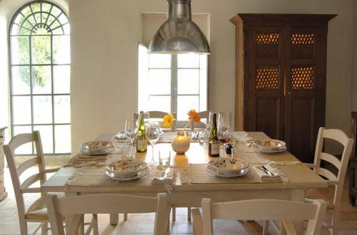 Castiglioncello Del Trinoro Villa Sleeps 12 T762720