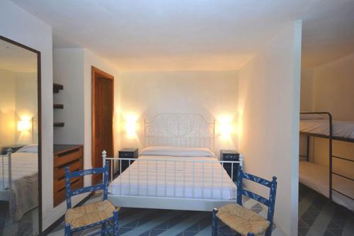 Castro Marina Villa Sleeps 14 Pool