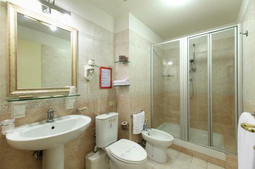 Hostal Catania Centro Rooms
