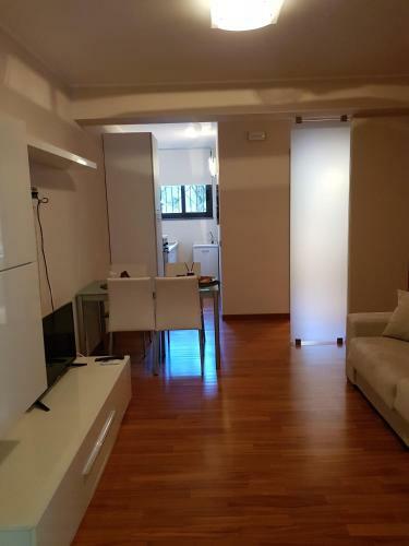 Plaza Apartments