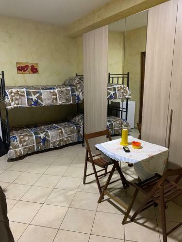 Airport Bedroom House