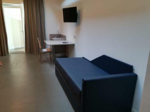Hostal Garda Guest House
