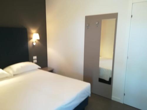 Hostal Garda Guest House