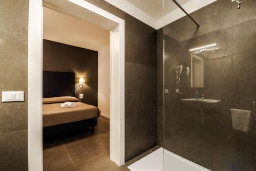 Hostal Garda Guest House