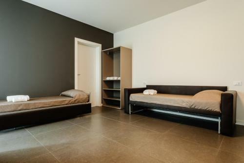 Hostal Garda Guest House