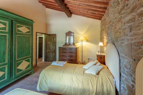 Cavriglia Villa Sleeps 8 Pool