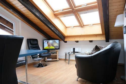 Artist Apartments   Hotel Garni