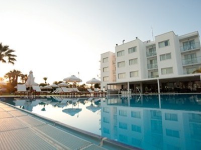 Aparthotel Frixos Suites