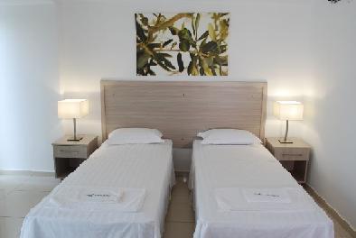 Aparthotel Frixos Suites