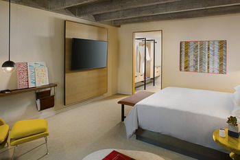 Hotel Renaissance Scottsdale Resort