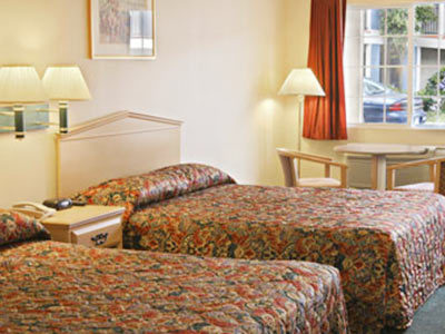 Hotel Howard Johnson Inn And Suite