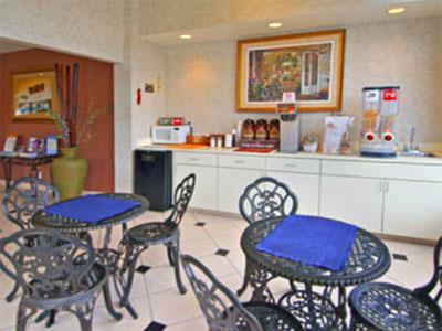 Hotel Howard Johnson Inn And Suite