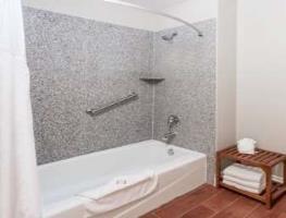Hotel Howard Johnson Inn And Suite