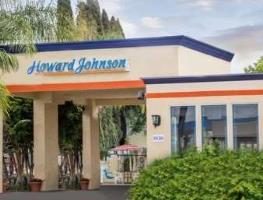 Hotel Howard Johnson Inn And Suite