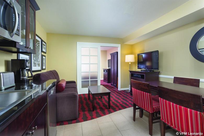Hotel Peacock Suites Resort