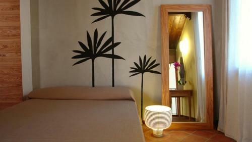 Vacation Service - Emiri Bay Villas