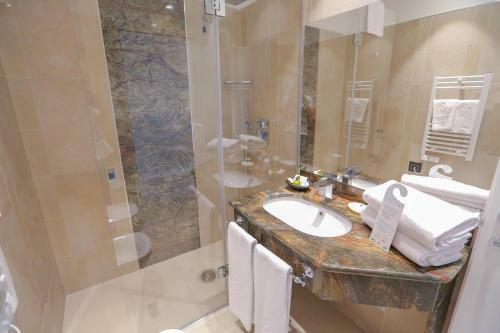 Hotel Victoria Palace Cefal�