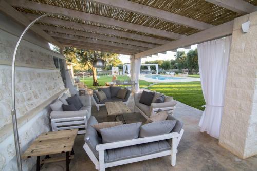 Capece Villa Sleeps 8 Pool Air Con Wifi