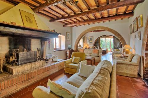 Cetona Villa Sleeps 7 Pool Air Con