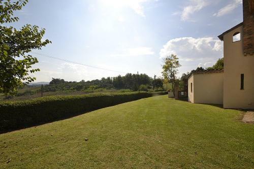 Chiusi Villa Sleeps 5 Pool Wifi