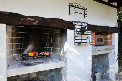 Cima Villa Sleeps 10 Pool