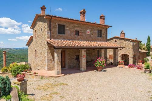 Civitella In Val Di Chiana Villa Sleeps 10 Pool