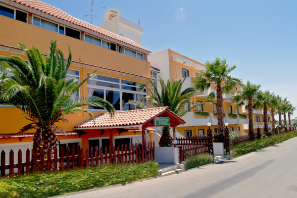 Hotel Sunny Days