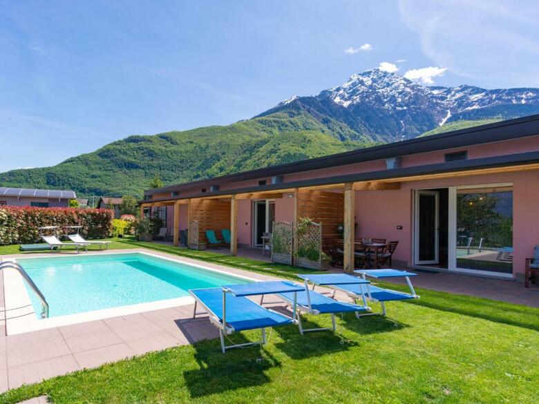 Ferienhaus Colico 521s