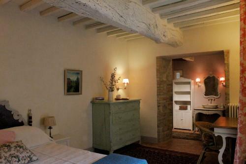 Hostal Private Room In Small Medieval Borgo