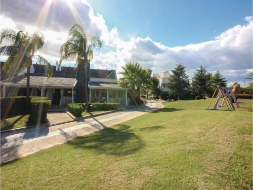 Four-bedroom Holiday Home In Vittoria (rg)