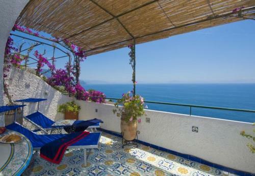 Conca Dei Marini Apartment Sleeps 4 T721492