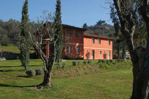Piano Di Conca Villa Sleeps 10 Pool Air Con T763289