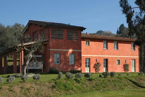 Piano Di Conca Villa Sleeps 10 Pool Air Con T763289