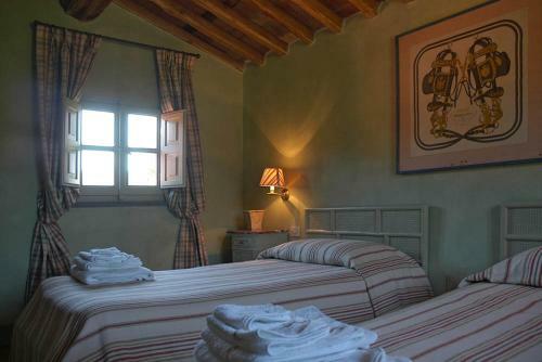 Piano Di Conca Villa Sleeps 10 Pool Air Con T763289