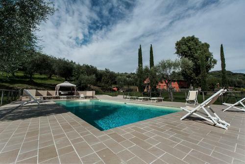 Piano Di Conca Villa Sleeps 10 Pool Air Con T763289