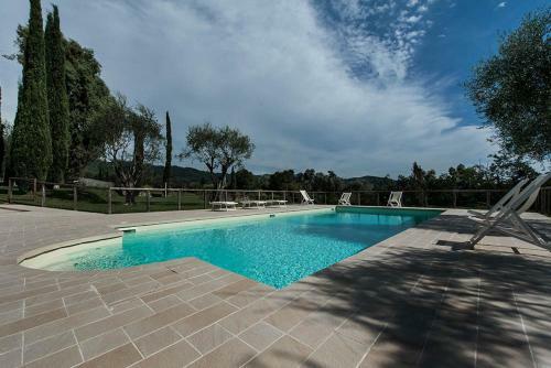 Piano Di Conca Villa Sleeps 10 Pool Air Con T763289