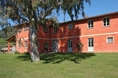 Piano Di Conca Villa Sleeps 10 Pool Air Con T763289
