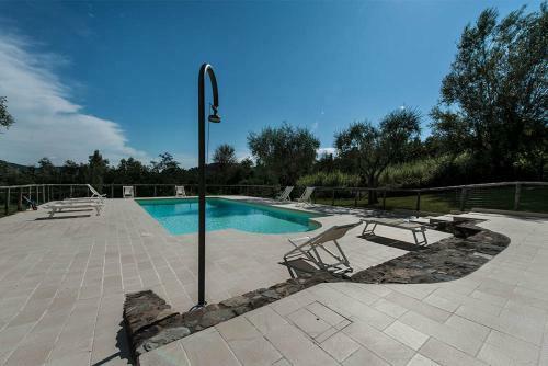 Piano Di Conca Villa Sleeps 10 Pool Air Con T763289