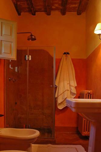 Piano Di Conca Villa Sleeps 10 Pool Air Con T763289