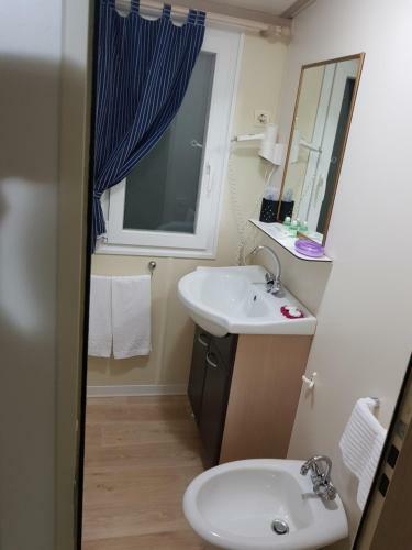 Bed & Breakfast Camping Costa Merlata
