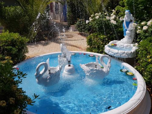 Bed & Breakfast Camping Costa Merlata