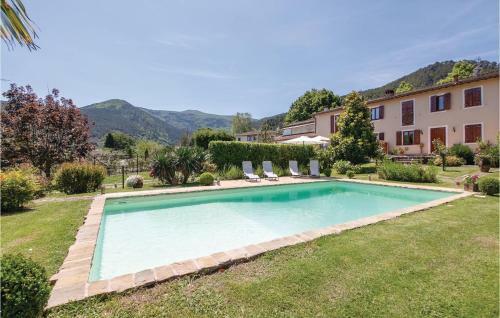 Three-bedroom Holiday Home In Vorno -lu-