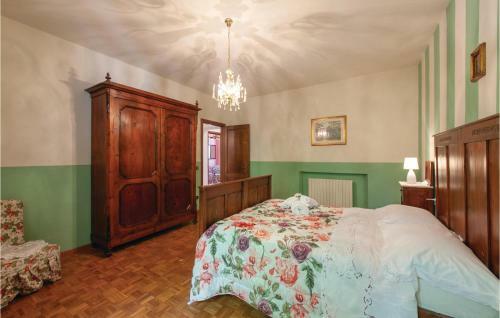 Three-bedroom Holiday Home In Vorno -lu-