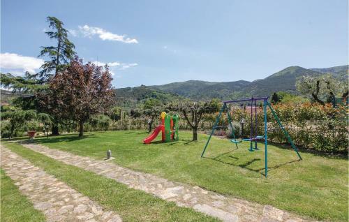 Three-bedroom Holiday Home In Vorno -lu-
