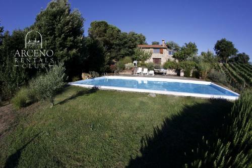 Andrea's Villa "a Man From Chianti"