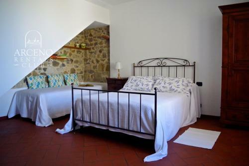 Andrea's Villa "a Man From Chianti"