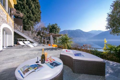 Albogasio-oria Villa Sleeps 8 Air Con